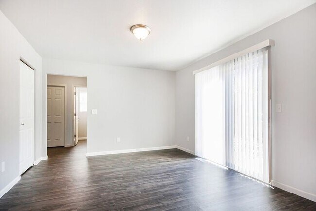 Building Photo - 7532 Bramling Dr