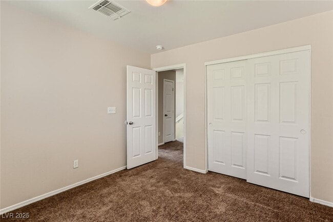 Building Photo - 8208 W Wildwood Glen Dr