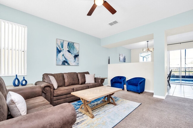 Building Photo - 233 Saddle Ridge Dr
