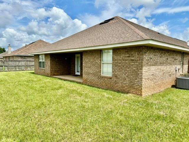 Building Photo - 9825 Winchester Dr N
