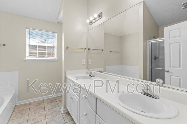 Building Photo - 342 Washington St