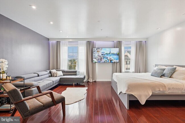 Building Photo - 7410 Langholm Way