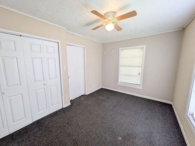 Building Photo - 3350 Cherry Dr