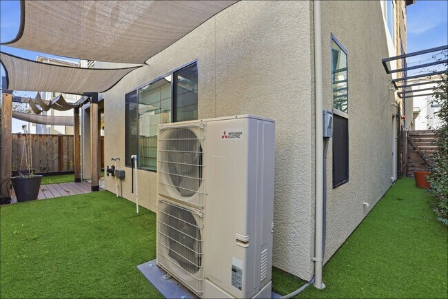 Building Photo - Beautiful 4BD/3.5BA Single-Family Home in the Dublin Boulevards Community!