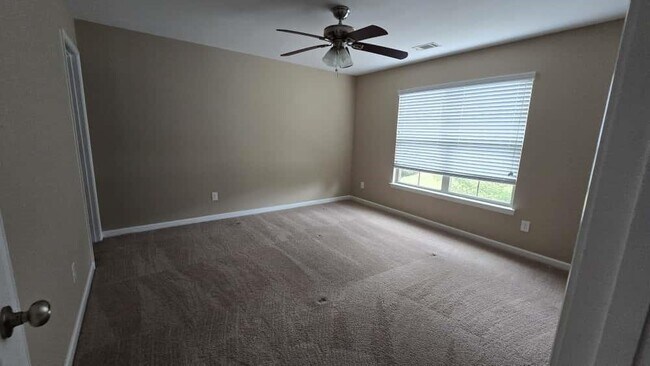 Building Photo - 6860 Rocking Horse Ln