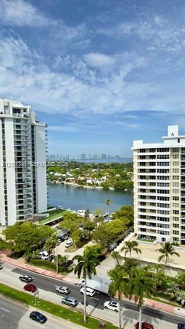 Building Photo - 5555 Collins Ave