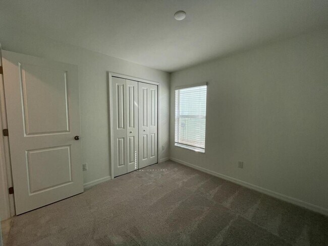 Building Photo - 17121 Parma Ct