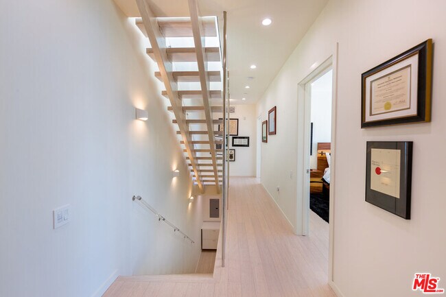 Building Photo - 18223 Coastline Dr
