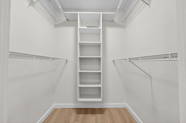 Building Photo - 800 Tropic Blvd