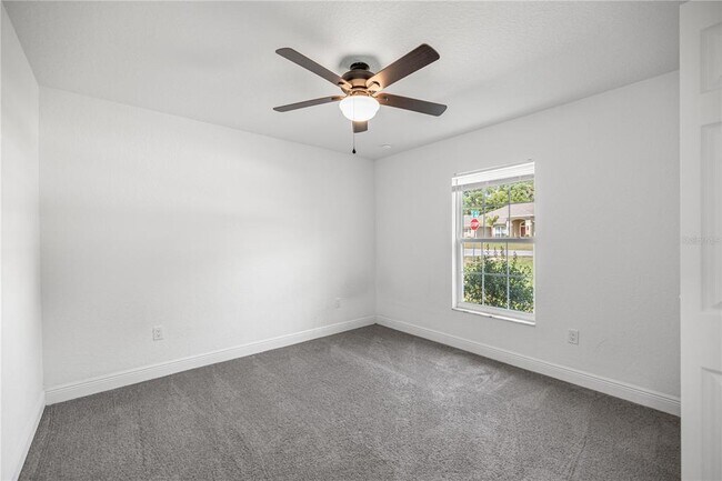 Building Photo - 16062 SE 89th Terrace