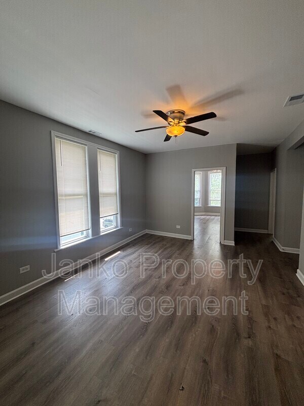 Building Photo - 7311 S Dorchester Ave