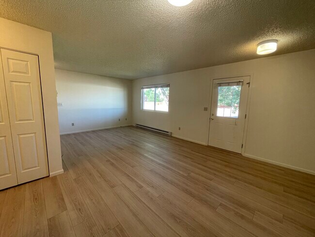 Building Photo - 631 Conifer St