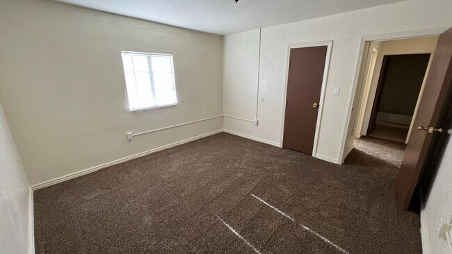 Building Photo - 1205 Monte Vista Ave