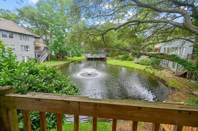 Building Photo - 1161 Shadow Lake Cir