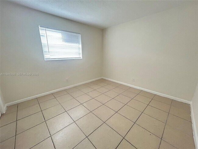 Building Photo - 5225 Mayo St