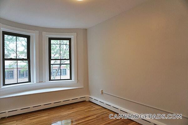 Building Photo - 106 Willow St