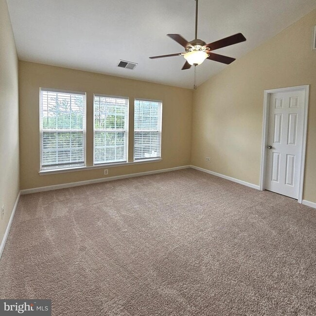 Building Photo - 20992 Kittanning Ln