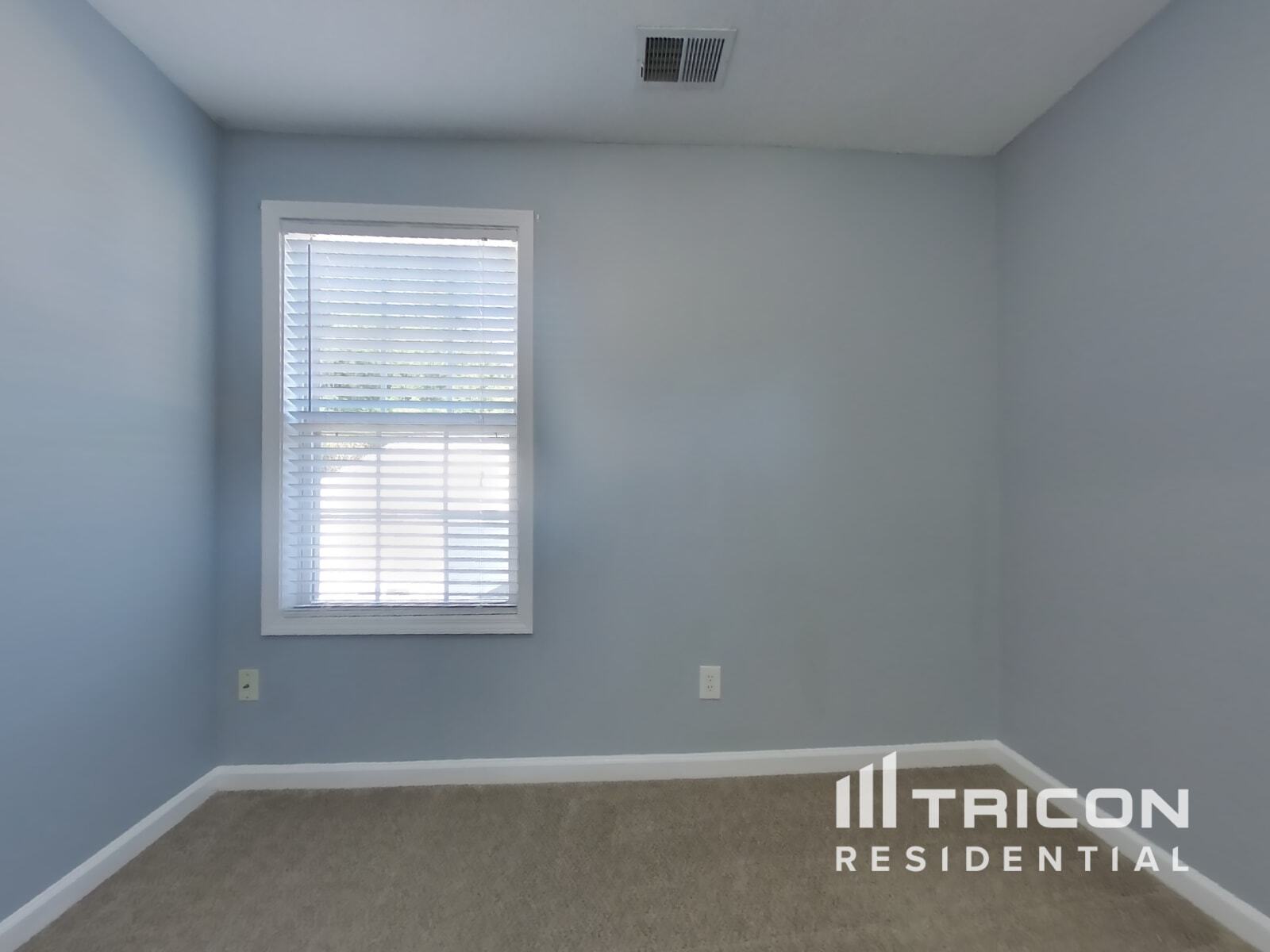 Building Photo - 341 Rosemont Ct