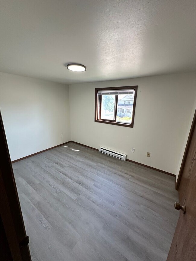 Building Photo - 416/418 17th Ave