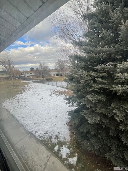 Building Photo - 162 Smithridge Park