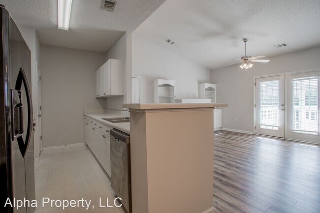 Building Photo - 3 br, 2 bath House - 531 McKenna Cir