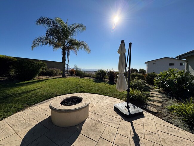 Building Photo - Skyline Neighborhood with Ocean Views!