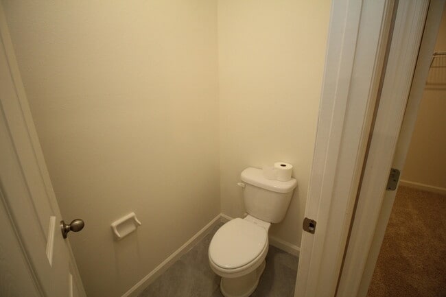 Building Photo - 1405 Mineral Lp Dr NW