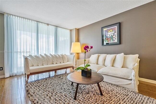 Building Photo - 1500 Ocean Dr