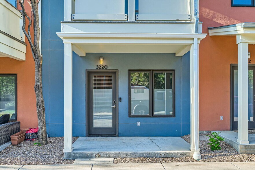 Building Photo - 3220 Foundry Pl