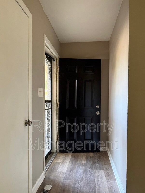 Building Photo - 3417 Edgar St