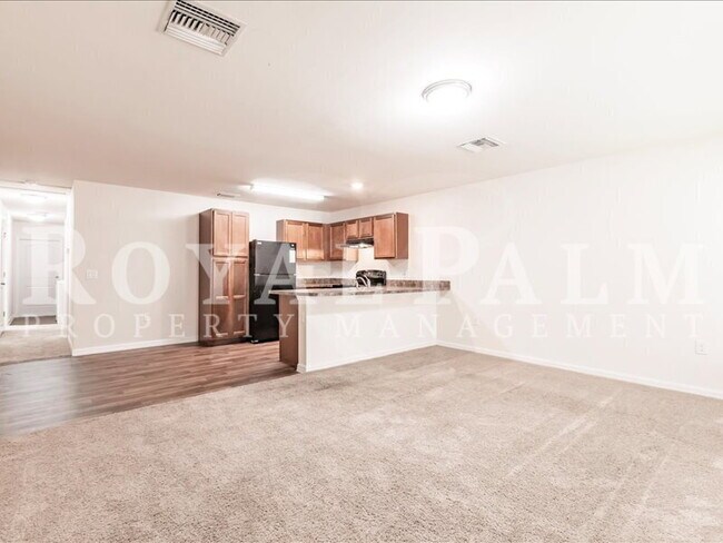 Building Photo - Your Season to Settle In – 3BR/2BA Duplex in Vistanna Villas, Lehigh Acres with Space, Style & St...