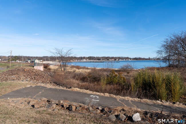 Building Photo - 48 Lanell Dr