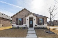 Building Photo - 1624 Bennington Ln