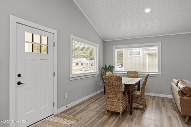Building Photo - 163 Long Pond Lp
