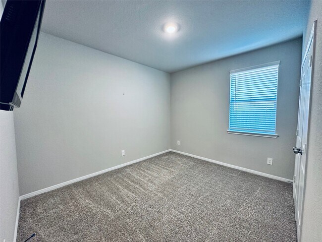 Building Photo - 1217 Antelope Passing Dr