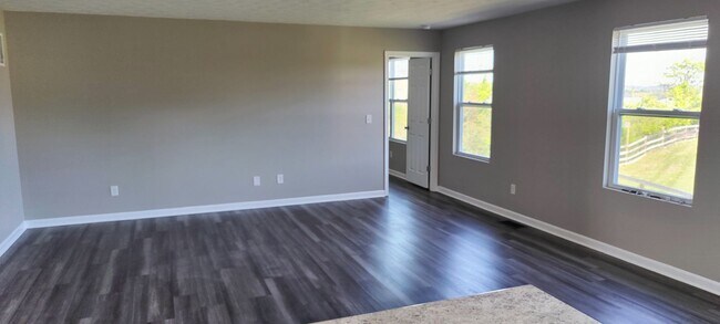 Building Photo - 2158 Pumpkin Ridge Ct