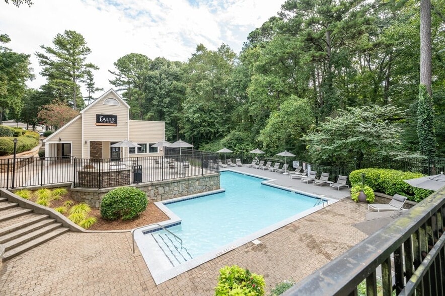 Building Photo - The Falls at Sope Creek Apartments
