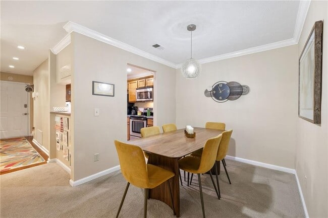 Building Photo - 525 Warm Springs Cir