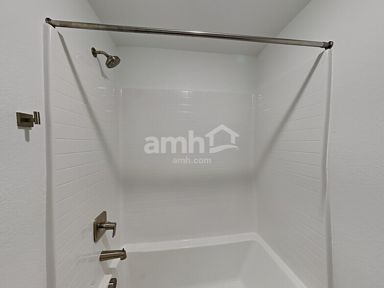 Building Photo - 9123 Taft Point Ct