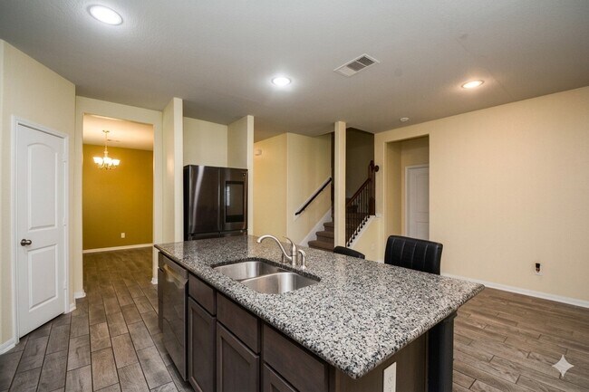 Building Photo - 15127 Monal Trie Dr
