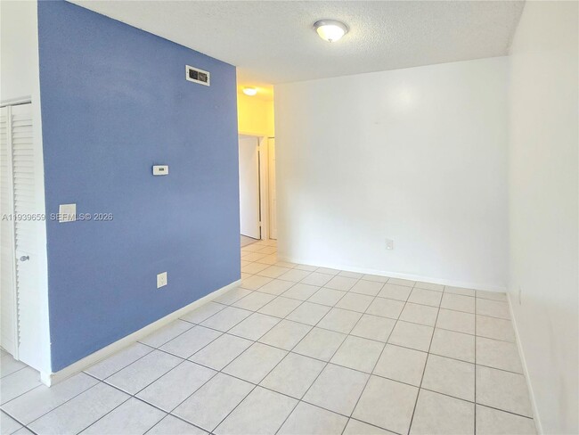 Building Photo - 2331 NW 96th Terrace