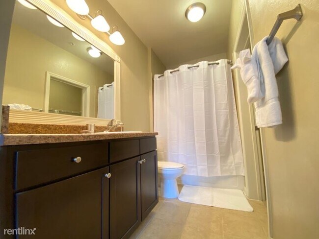 Building Photo - 1841 Bearberry Cir