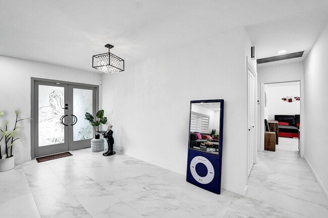 Building Photo - 3681 N 54th Ave