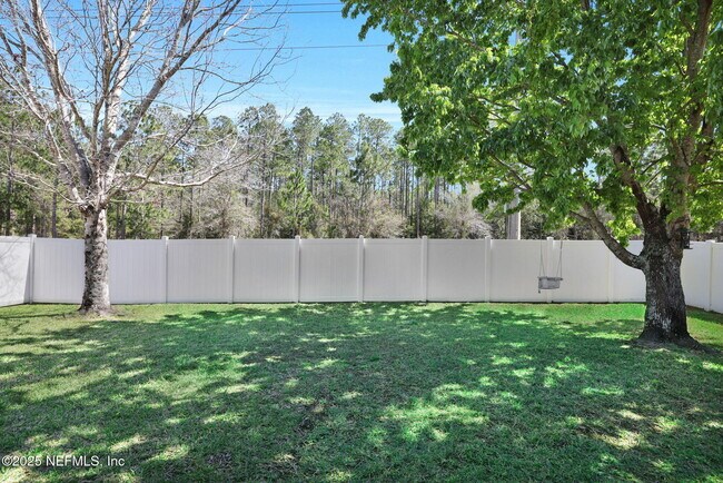 Building Photo - 16301 Magnolia Grove Way