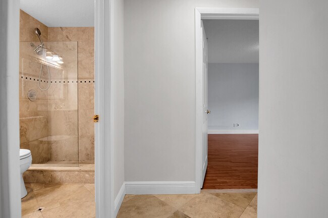 Building Photo - 7888 La Mirada Dr