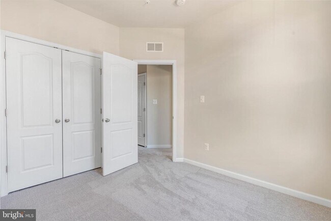 Building Photo - 5892 Bella Marie Wy