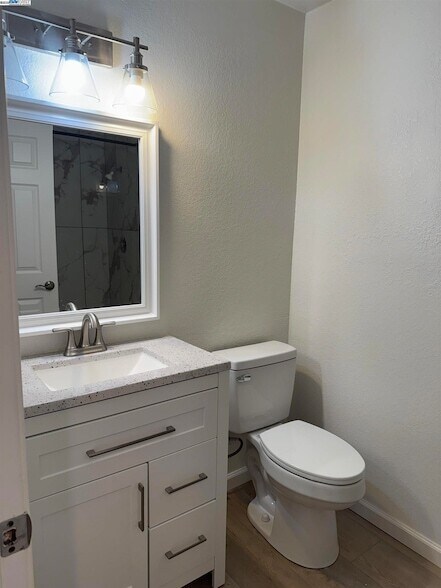 Building Photo - 7595 Canyon Meadows Cir