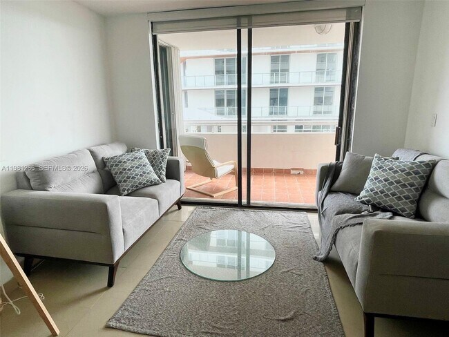 Building Photo - 6820 Indian Creek Dr