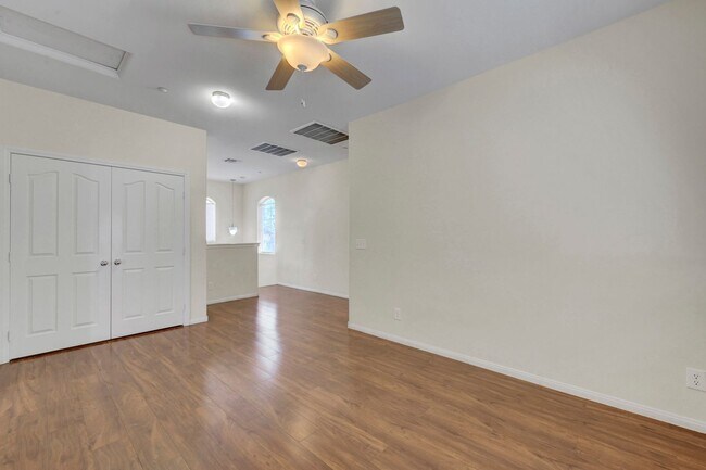 Building Photo - 8904 Nautilus Vista Ct