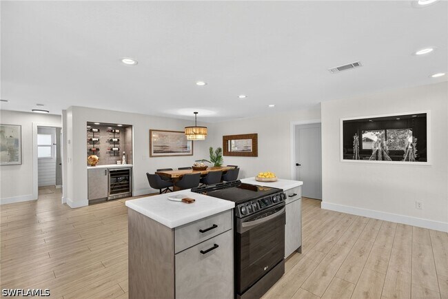 Building Photo - 2341 Mayfield Ct